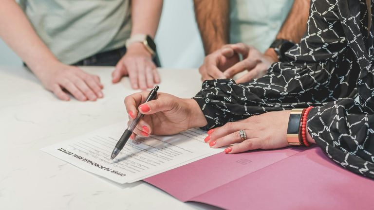 Quand contacter un notaire pour un achat immobilier ?